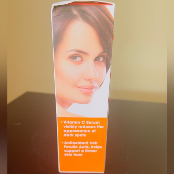 Vitamin C Serum - Amber - Picture 2 of 3